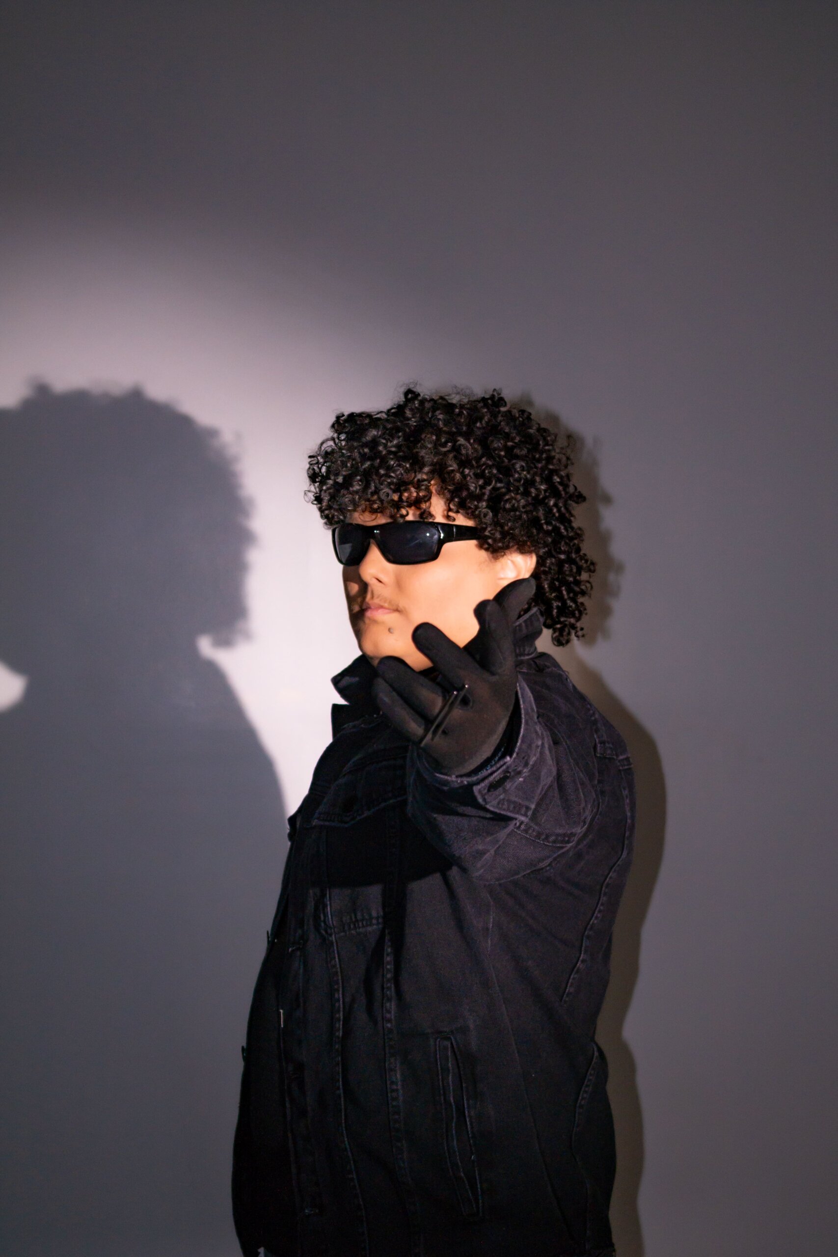 DJ Tokyo mistura funk e rock doido em novo set inspirado na noite amapaense