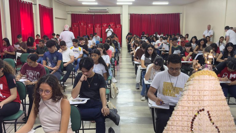 Concurso de Redação do Círio abre inscrições para estudantes do Ensino Médio no Pará