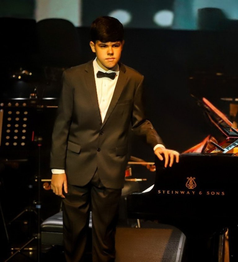 Pianista paraense de 14 anos é o único representante do Norte na final de concurso nacional