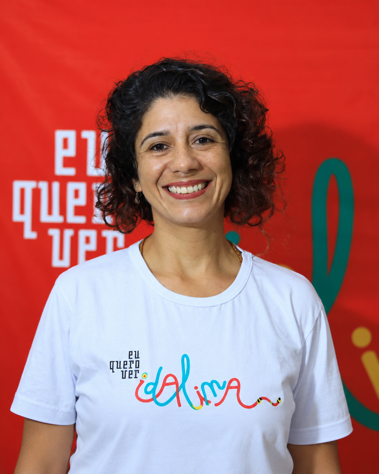 Livro organizado por pesquisadora paraense reúne narrativas de mulheres capoeiristas e será apresentado em São Luís